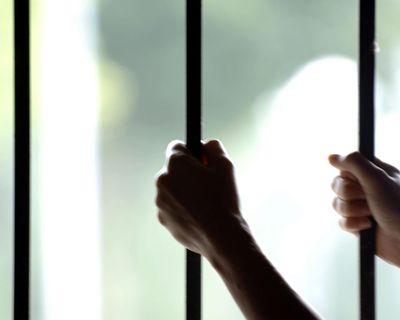 How to make early prison release work