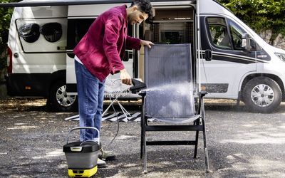 Best hose-free balcony cleaners for easy summer maintenance