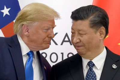 Trump is ‘obsessed’ about having a call with China’s Xi this week to hammer out trade deal, insiders reveal