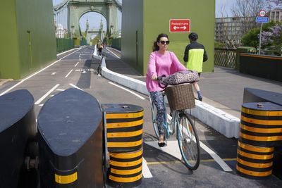 Cyclists have a right to be angry about infrastructure, but it's not worth fuelling the culture war