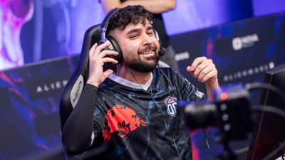 This player had his mouse broken before the CS2 Austin Major, but then puts up a record-breaking performance in the opener