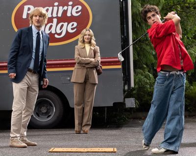 Stick review – Owen Wilson is utterly charming in the Ted Lasso of golf