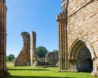 ‘Tudor high drama’: English Heritage looks for descendants of abbey rebels