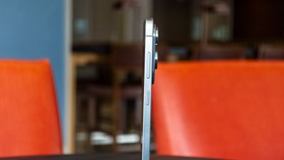 Early Galaxy S25 Edge sales appear to be as slim as the phone, a new report claims