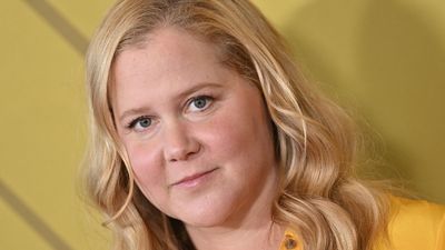 Amy Schumer's idiosyncratic chair transforms her neutral living room into a tropical paradise – the unusual look is topping trends in 2025