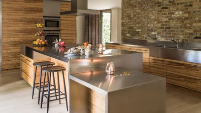 How to clean a stainless steel sink – 6 steps for a sparkling and spotless space