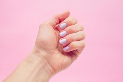 Are we heading for a recession? Show me your nails