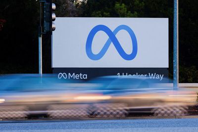 Meta signs deal with nuclear plant to power AI and datacenters for 20 years