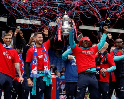 John Textor seeks sale of Crystal Palace stake in bid to avoid European ban
