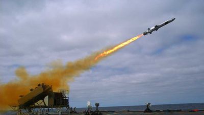 Defense Stocks Diverge: Big-Gun Makers Lag While These Smaller Firms Thrive