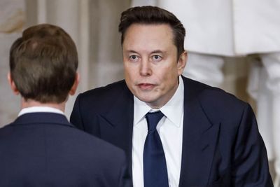 The GOP's tipping point: Musk vs. MAGA