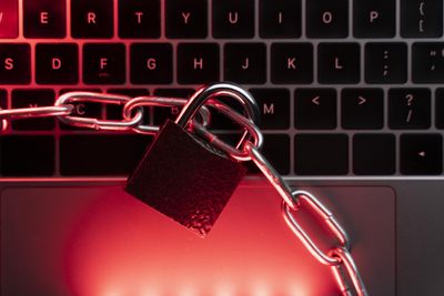 Cisco's IOS XE Flaw: Could Attackers Gain Root Access to Your Systems?