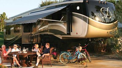 Thor Surges On RV Sales, REV Group Rallies On Outlook; Winnebago In Pursuit