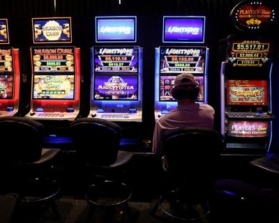 NSW gamblers losing $24m to poker machines every day, analysis shows