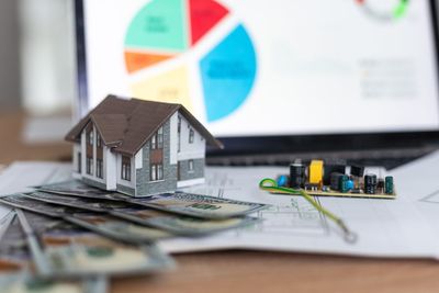 Ditch the Tuition: These 5 Routes Could Make You Wealthy Without a Degree