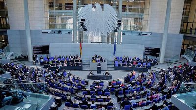 Left Party MP expelled from German parliament for wearing Palestine t-shirt