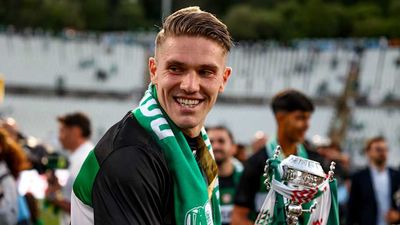 ‘Yeah, Yeah, Sure!’—Viktor Gyokeres Jokes About Arsenal Transfer