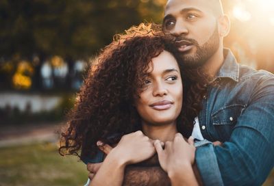 Is Your Relationship Moving at Warp Speed? 8 Red Flags of Moving In Too Fast