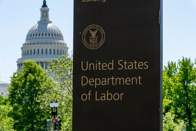 Inflation data threatened by government hiring freeze as tariffs loom