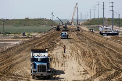 White House threatens to pull billions from California’s high-speed rail project