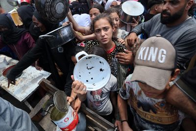 US vetoes UNSC Gaza ceasefire resolution as Israeli strikes kill 95