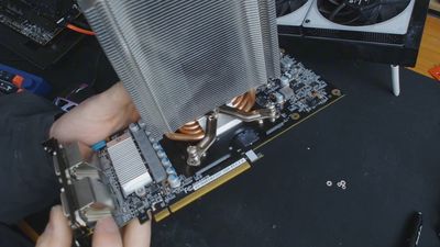Crazed modder straps CPU cooler to Nvidia GTX 960 with a 3D-printed bracket, breaks 3DMark benchmark record
