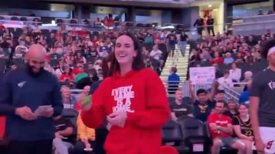 Sidelined Caitlin Clark Had Fever Coaches Cracking Up With Pregame Routine Gone Wrong