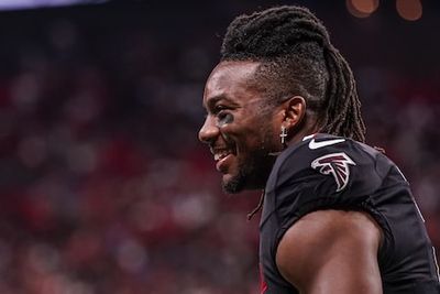 Bijan Robinson Aiming For More Explosive Runs in Third Year