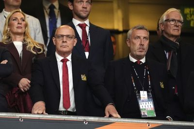 Sir Dave Brailsford steps back from Manchester United role