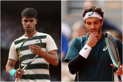 Carlos Alcaraz vs Lorenzo Musetti start time: When is French Open semi-final?