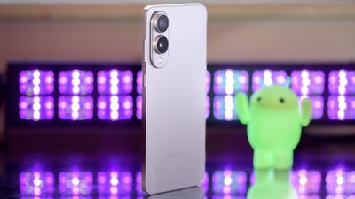 I carried the Galaxy S25 Edge for two weeks and it slimmed down my pockets but didn’t blow me away