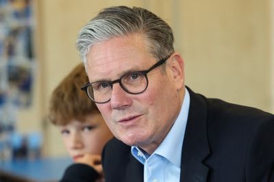 Starmer steps up call for aid to flow into Gaza after US vetoes UN resolution