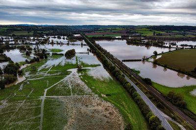 UK farmers lost £1bn in arable income after extreme wet weather, data show