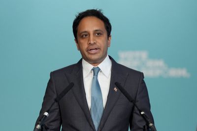 Zia you later! Reform UK chairman Zia Yusuf resigns following 'burka ban' row in major blow to Nigel Farage