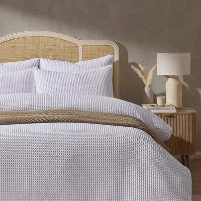 'Obsessed... the quality and style is amazing' – the luxe-look waffle bedding shoppers are raving about, and it's only £30
