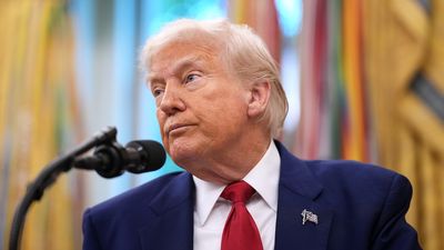 Donald Trump allegedly orders DOD employees to bend the knee with 2-page ‘loyalty pledge’