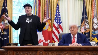 ‘Have a nice day, DJT!’: Oh no, the girls are fighting