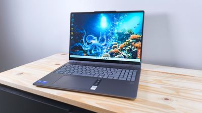 The Lenovo Yoga 7i 2-in-1 16 is nearly great, except for one huge flaw
