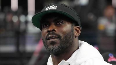 First CFB Game Between Michael Vick, DeSean Jackson As Coaches Moved to NFL Stadium