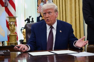 Trump's Tax-Cut Bill Would Leave 11M More People Uninsured in 10 Years, Bump Federal Deficit by $2.4T
