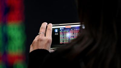 Australian shares retreat from highs for second time