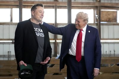 What has Musk accused Trump of in relation to the Epstein files?