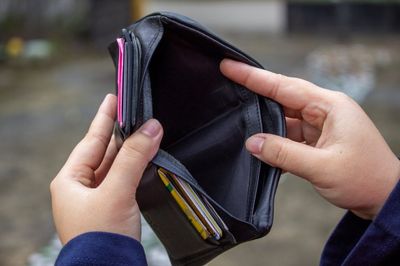 13 Times Your Money Problems Were Actually Mindset Problems