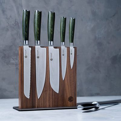 This knife from Gordon Ramsay approved brand HexClad can't be duped – trust me, I've tried it