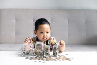 Raising Future Millionaires: 5 Easy Ways to Teach Kids About Wealth Early