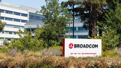 Should You Buy the Post-Earnings Dip in Broadcom Stock?