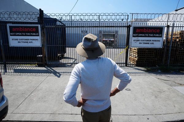 Immigration authorities carry out enforcement activity across Los Angeles amid crowds of protesters