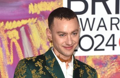 Olly Alexander bemoans music industry's 'antiquated' approach