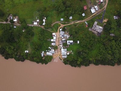 How Organized Crime and Gold Mining Are Fueling Venezuela's Territorial Dispute with Guyana: Report