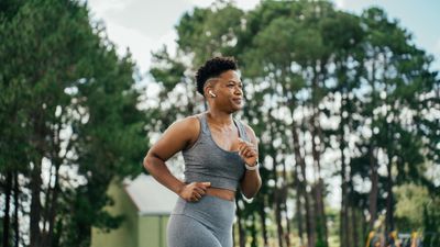 “The most common mistake people make is running too fast”—an expert coach explains how to ease back into running after time off